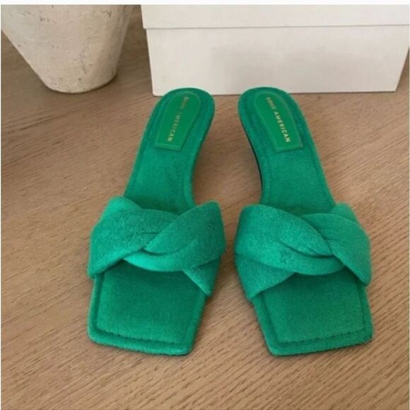 NIB Good American Terry Kickstand Mules Green Terry - Picture 4 of 9